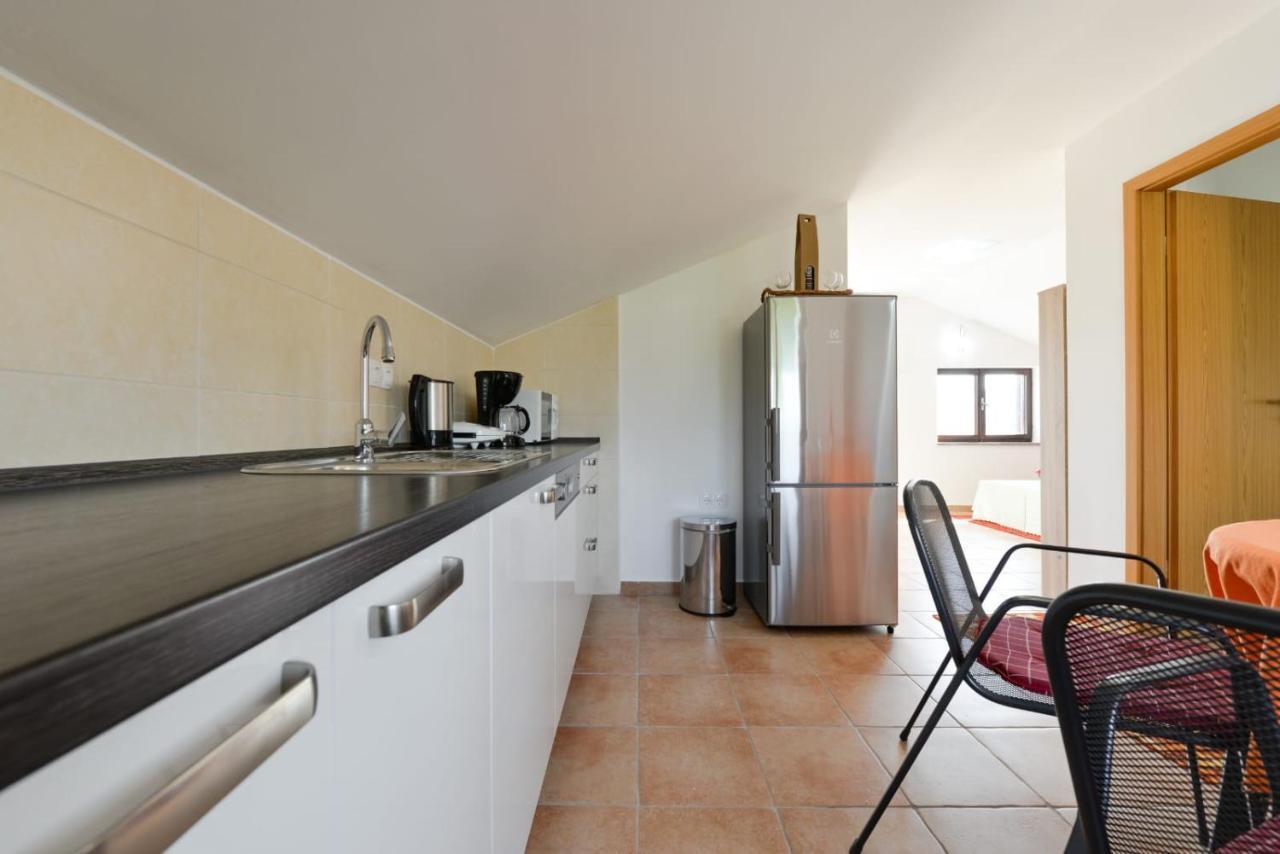 Apartmani Veronika Нин Экстерьер фото
