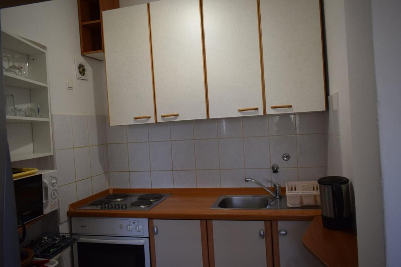 Apartmani Veronika Нин Экстерьер фото