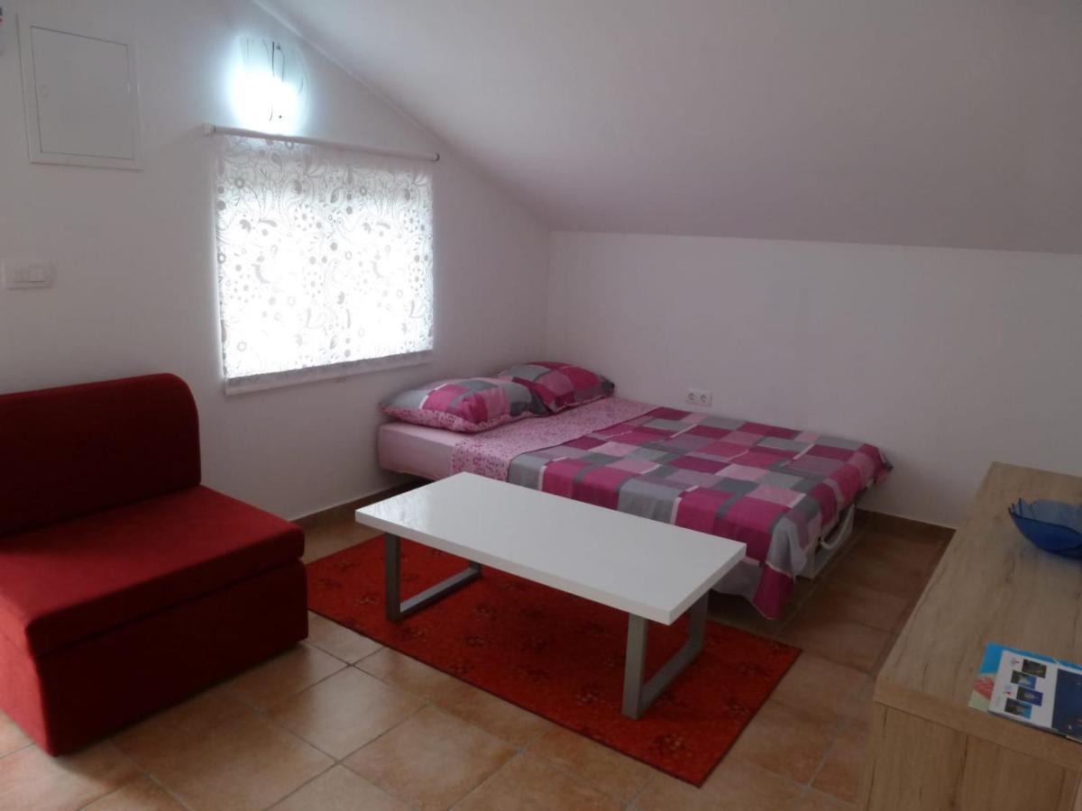 Apartmani Veronika Нин Экстерьер фото