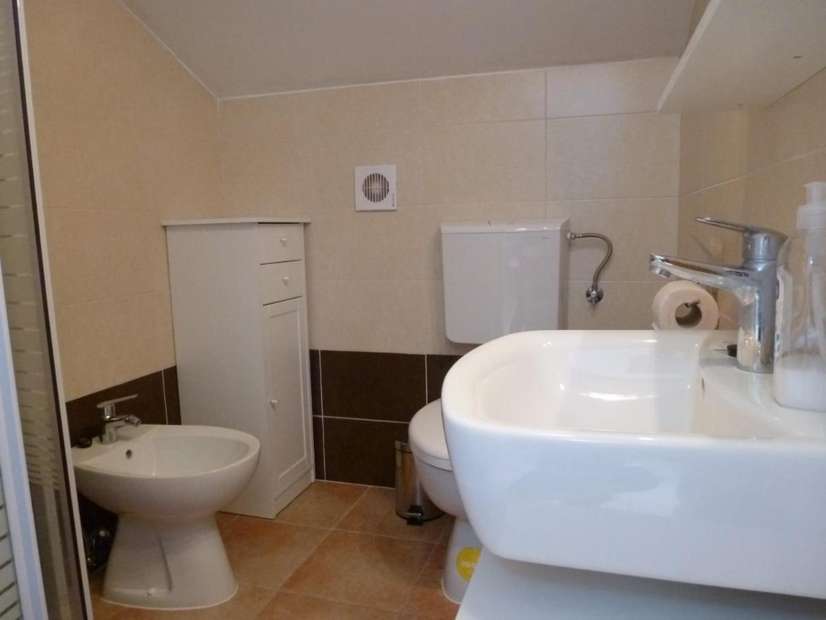 Apartmani Veronika Нин Экстерьер фото