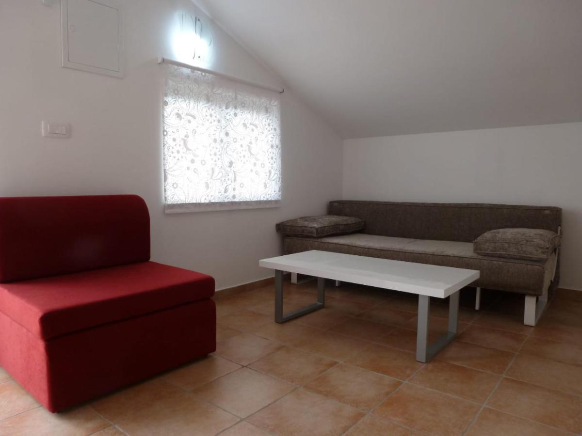 Apartmani Veronika Нин Экстерьер фото